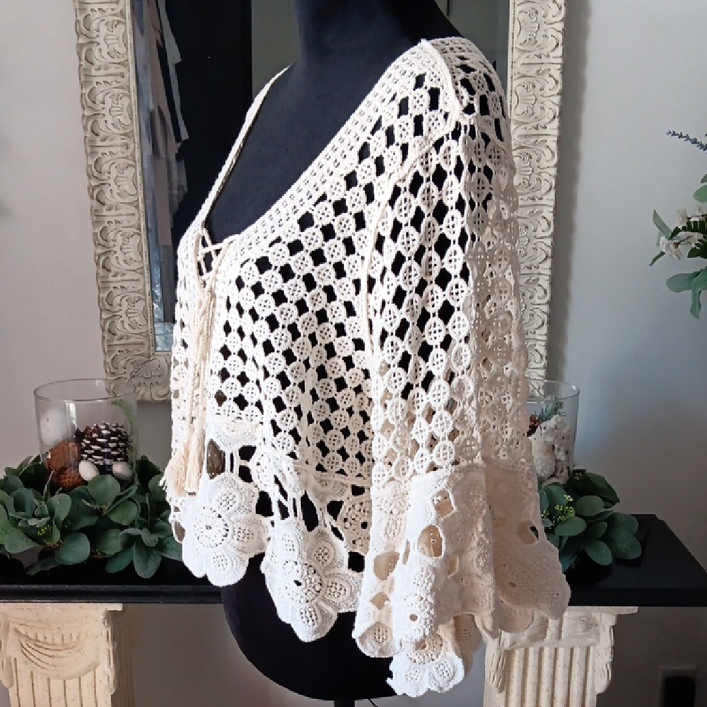 Cream Crochet Cover Up Laced Tie Top - Picture 3 of 7